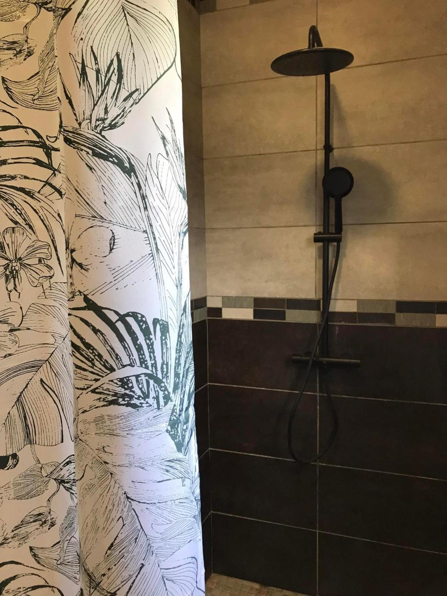 Villa Et Grand Jacuzzi Six Personnes, En Pleine Nature Сен-Жозеф Екстериор снимка